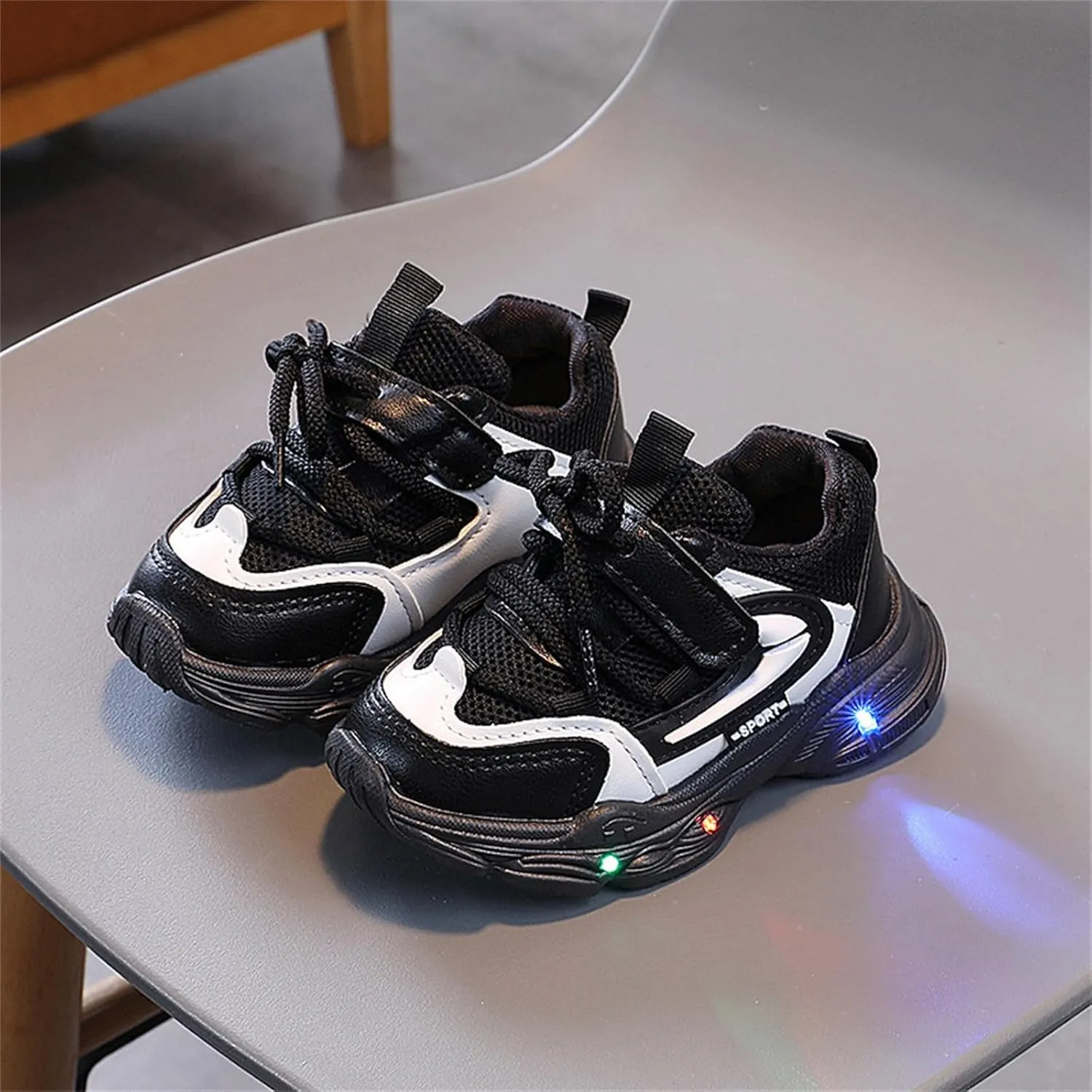 Baby Light Up Shoes Toddler Boys Girls Casual Luminous Flashing Sport Shoes Lightweight Breathable Running Shoes