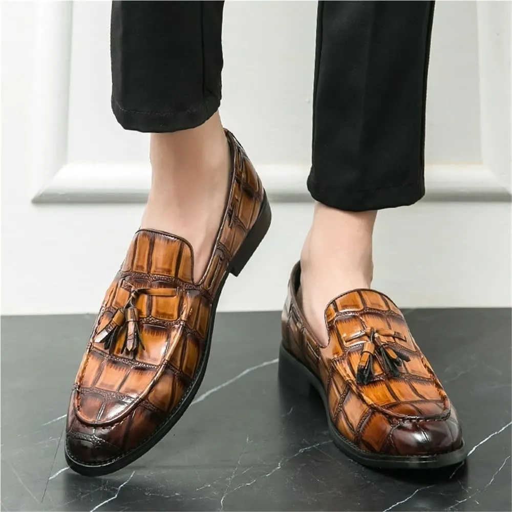 Burnished Toe Loafers for Men Pointed Boat Shoes Flexible Comfortable Walking Anti-Slip Prom Slip-ons