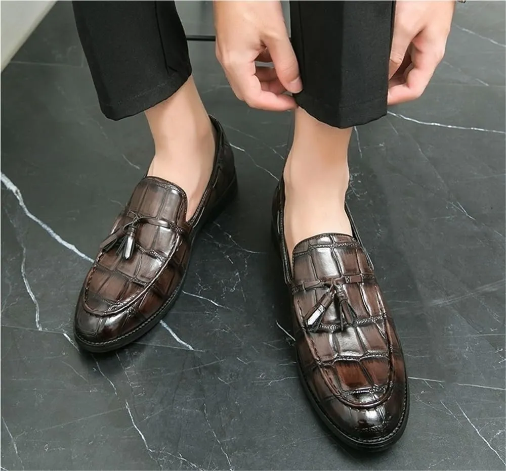 Burnished Toe Loafers for Men Pointed Boat Shoes Flexible Comfortable Walking Anti-Slip Prom Slip-ons