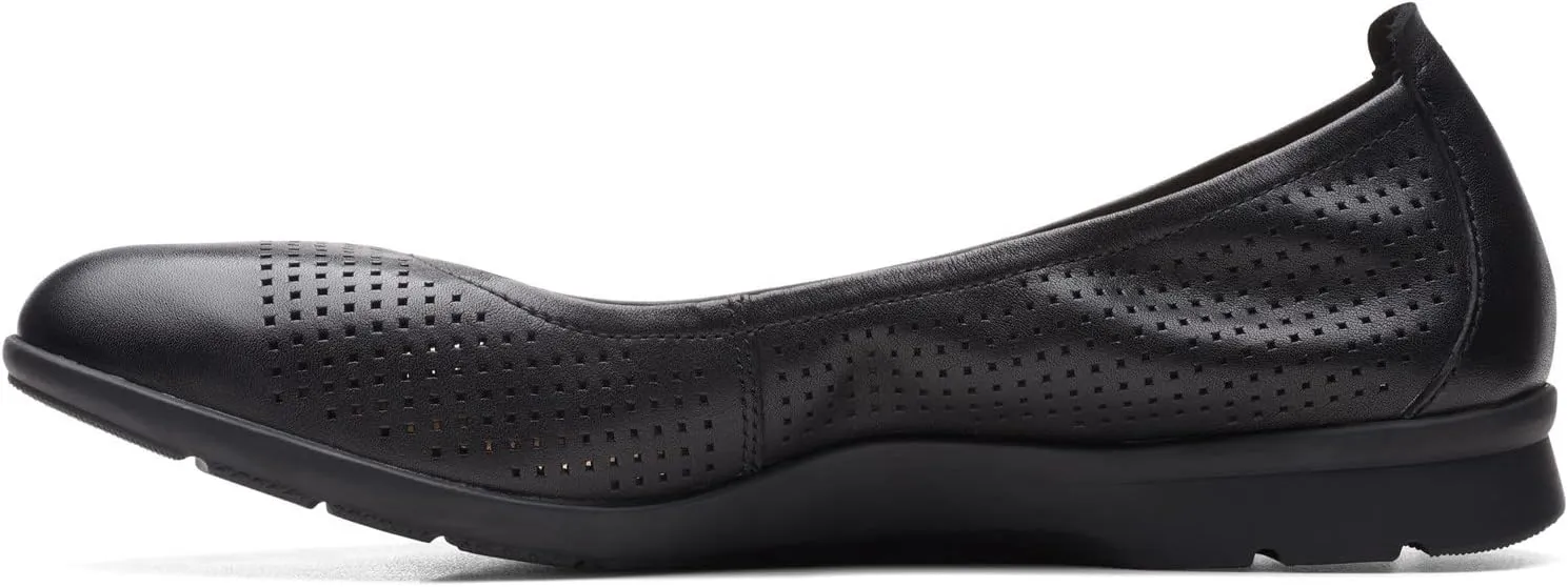Clarks Women's Jenette Ease Ballet Flat