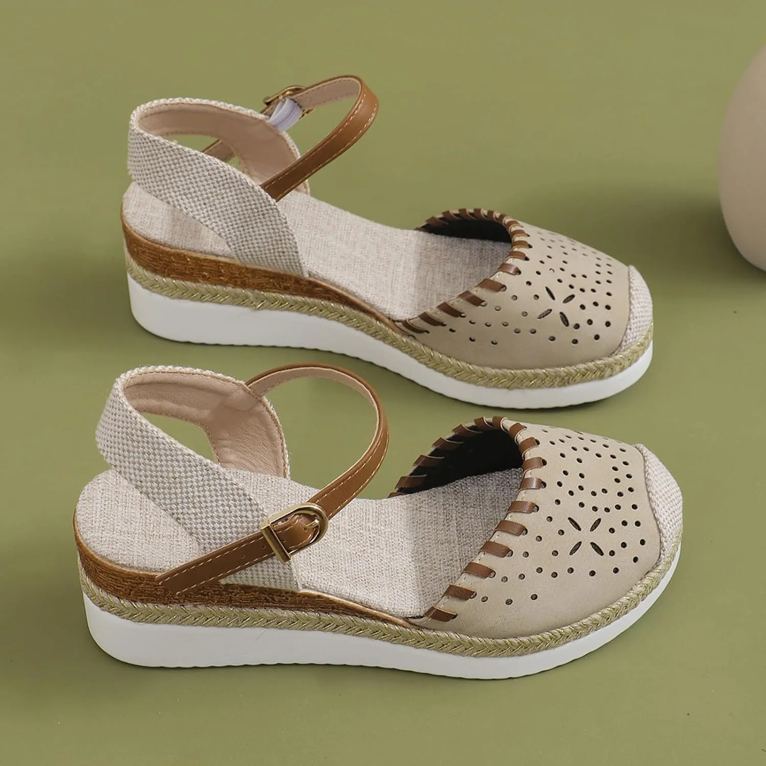 Closed Toe Platform Wedge Sandals for Women 2025 Summer Vacation Dressy Comfortable Anti Slip Beach Shoes with Adjustable Buckle Ankle Strap