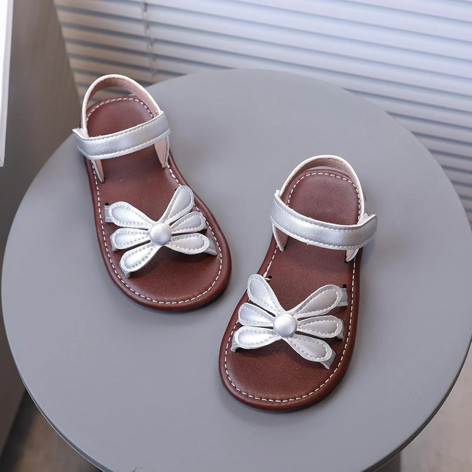 Girls Sandals for Big Kid Kids Sandals Boys Girls Lightweight Athletic With Adjustable Webbing For Hiking Walking Beach Water Sports