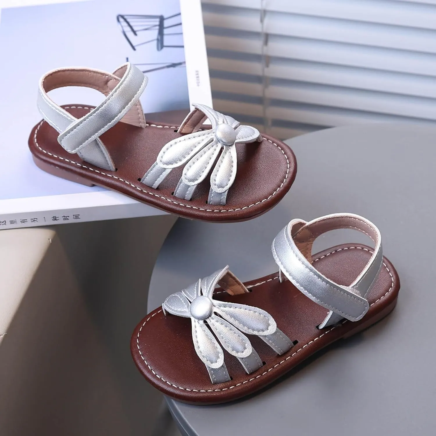 Girls Sandals for Big Kid Kids Sandals Boys Girls Lightweight Athletic With Adjustable Webbing For Hiking Walking Beach Water Sports