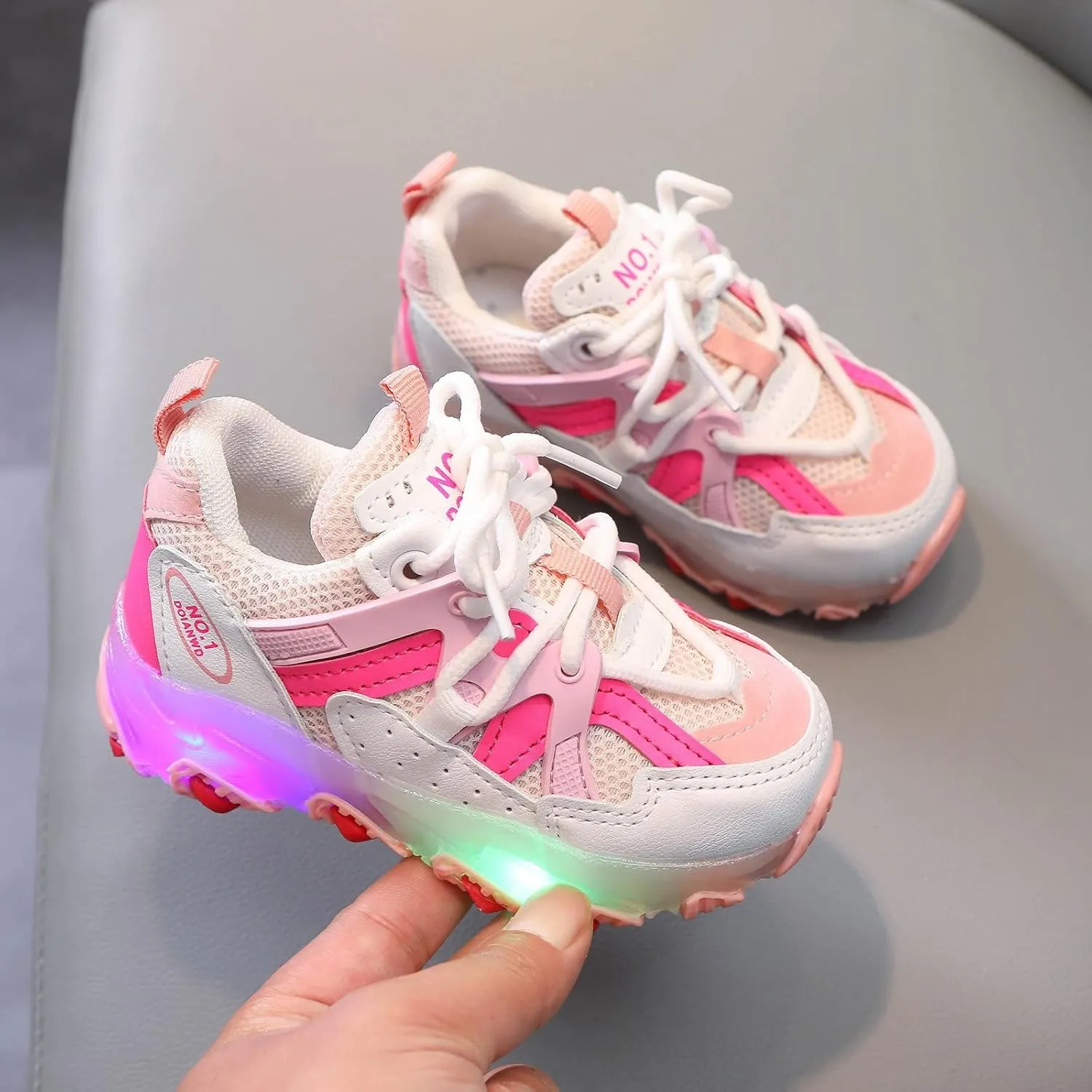 Light Up Roller Sneaker for Childrens Boys Girls Kids Lace-Up Mesh Breathable Sport Shoes Outdoor Soft Sole Non Slip