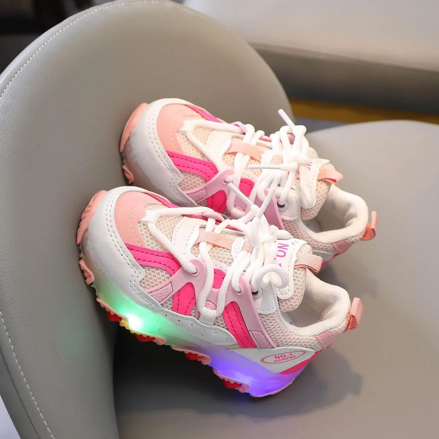 Light Up Roller Sneaker for Childrens Boys Girls Kids Lace-Up Mesh Breathable Sport Shoes Outdoor Soft Sole Non Slip