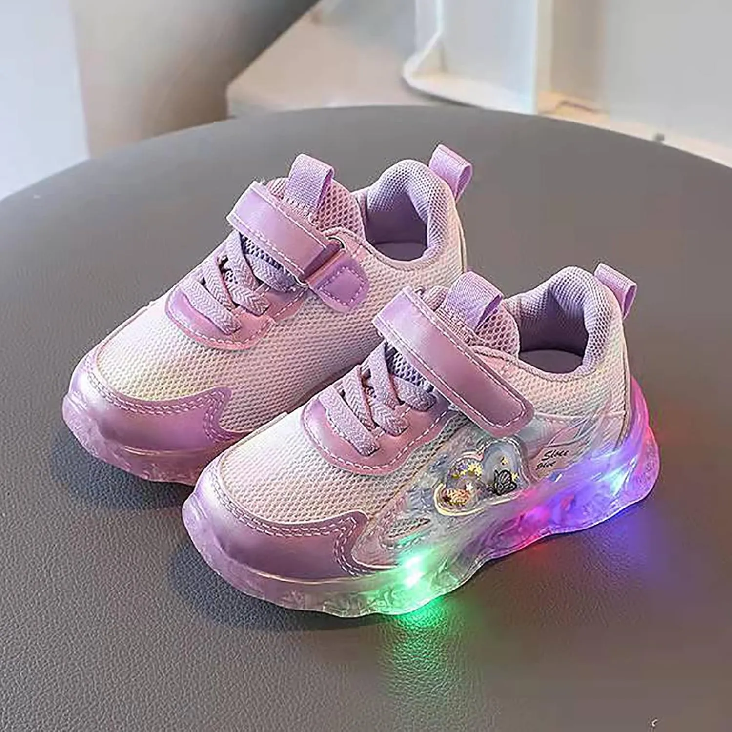 Light Up Shoes for Girls, Toddler Cute Fashion Flashing Running Athletic Sneakers Lightweight Glowing Tennis Trainer