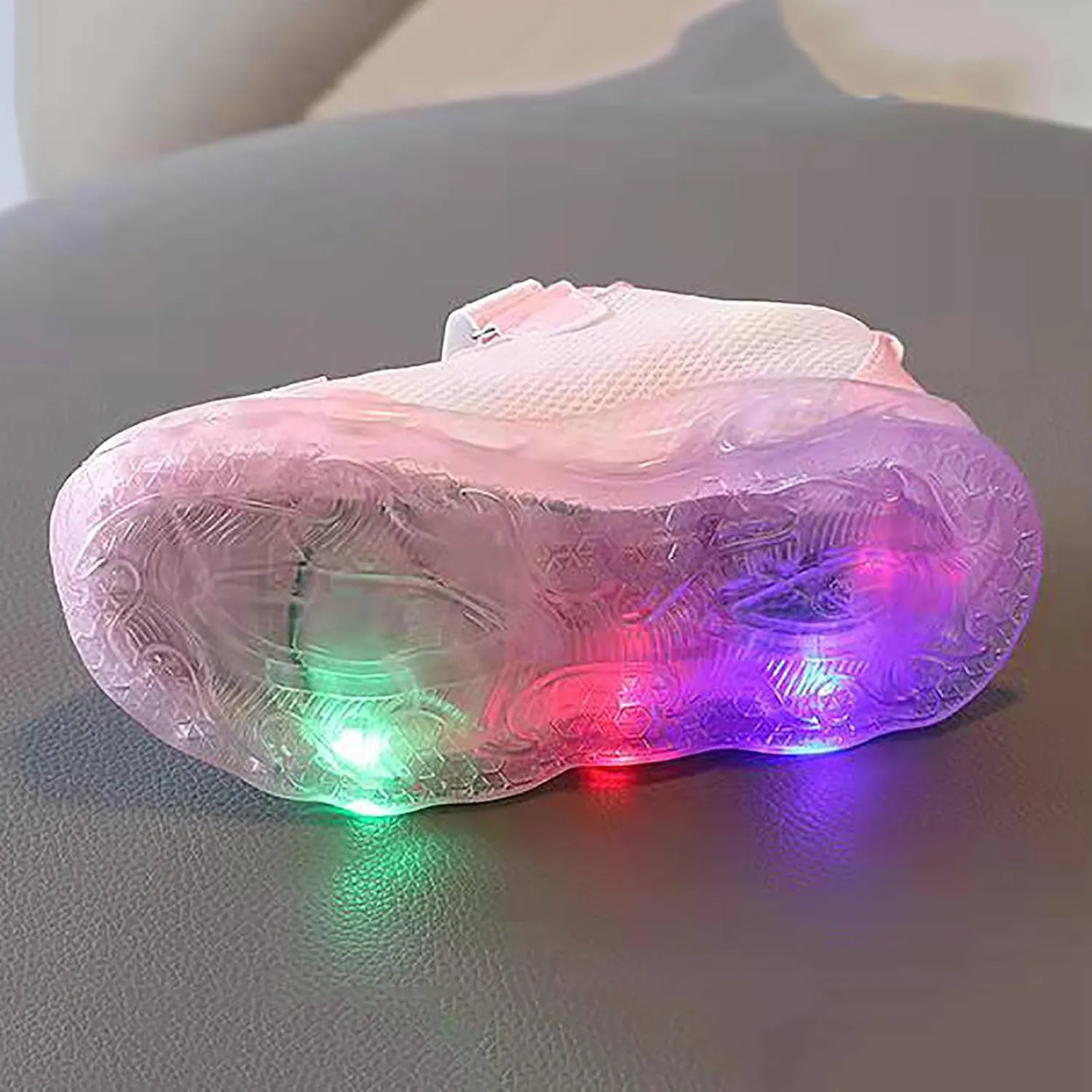 Light Up Shoes for Girls, Toddler Cute Fashion Flashing Running Athletic Sneakers Lightweight Glowing Tennis Trainer
