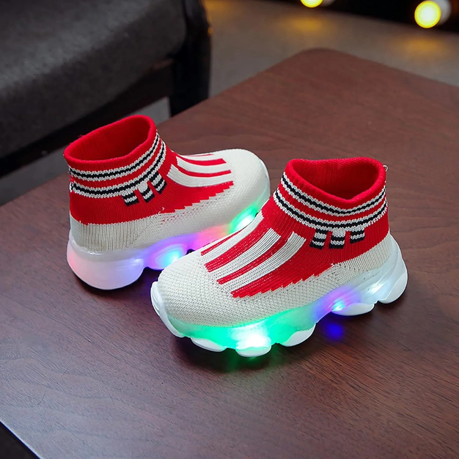 Light Up Shoes Toddler Mesh Lightweight Flashing Breathable Soft Sole Walking Sock Sneakers for Baby Sandals Women