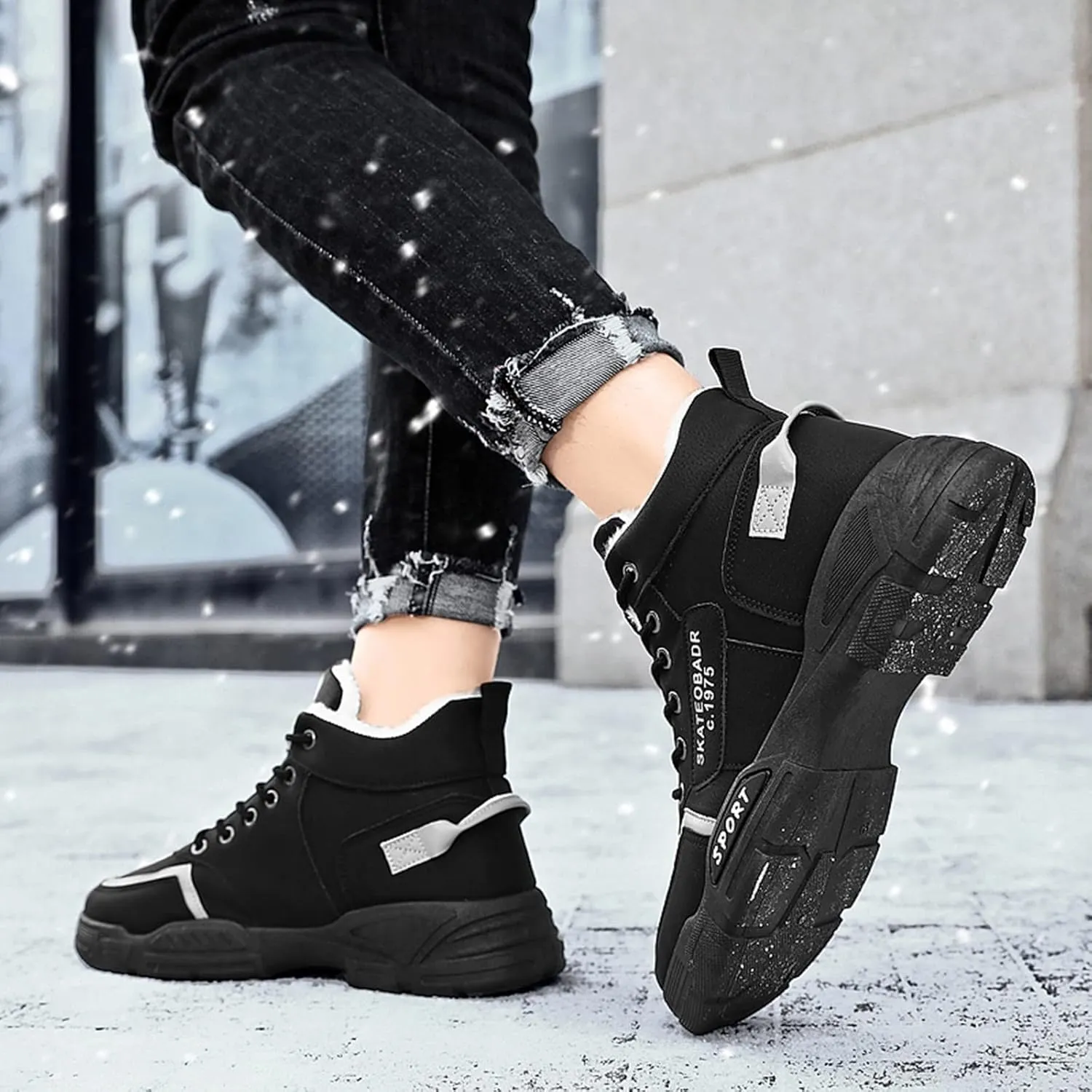Men Slip on Walking Shoes Comfy Winter Warm Faux Furry Lined Hiking ShoesMemory Foam Breathable Mesh Fashion Sneakers Non Slip Arch Support Cushioning Athletic Running Shoes