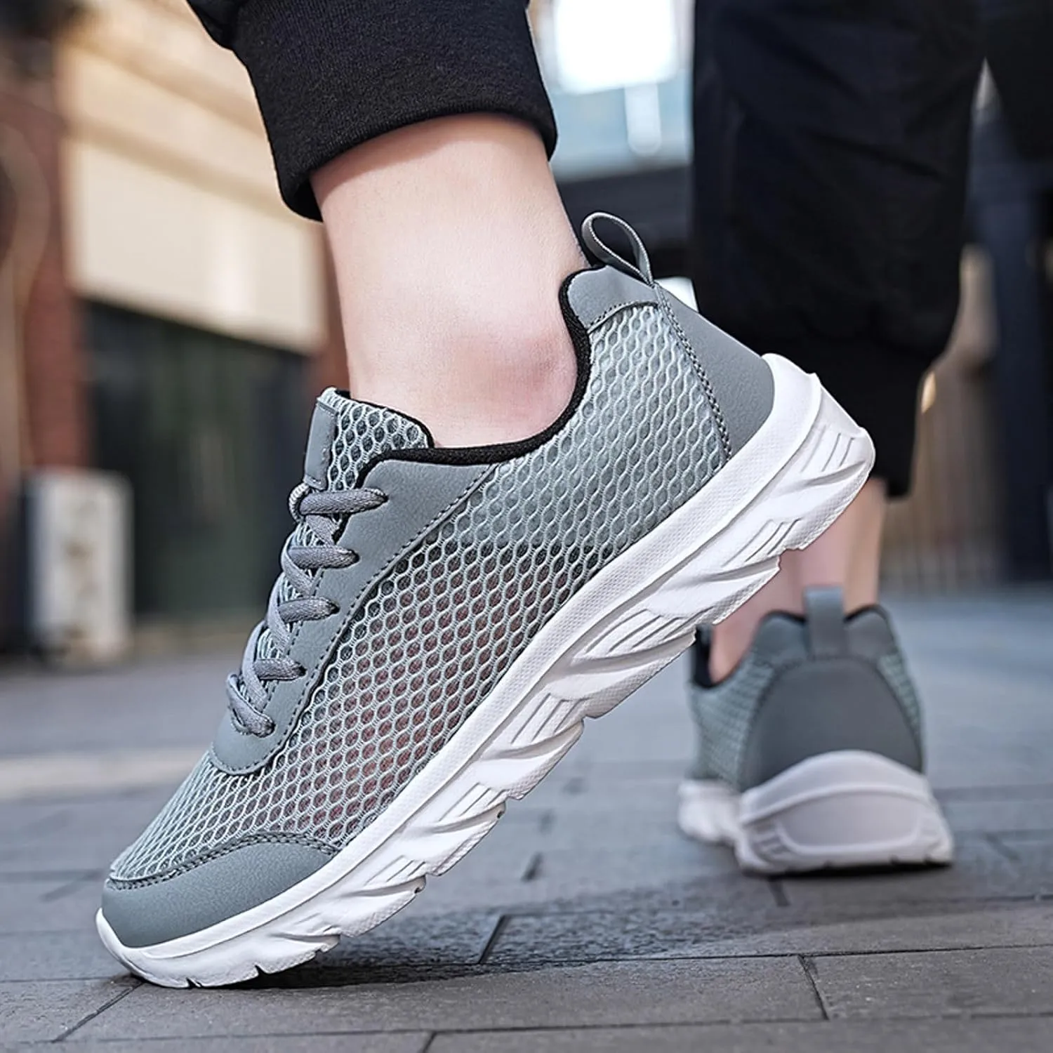 Men's Lace Up Memory Foam Sneakers Business Mesh Breathable Walking Shoe Lightweight Non Slip Sneakers for Men