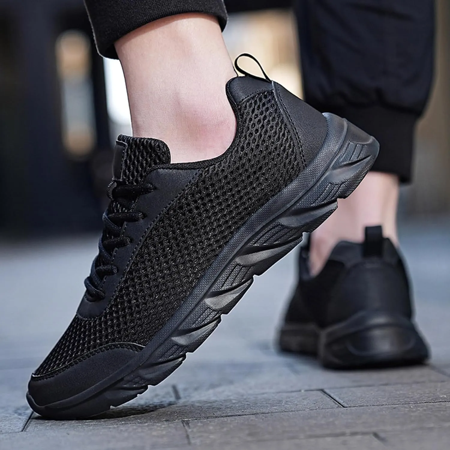 Men's Lace Up Memory Foam Sneakers Business Mesh Breathable Walking Shoe Lightweight Non Slip Sneakers for Men