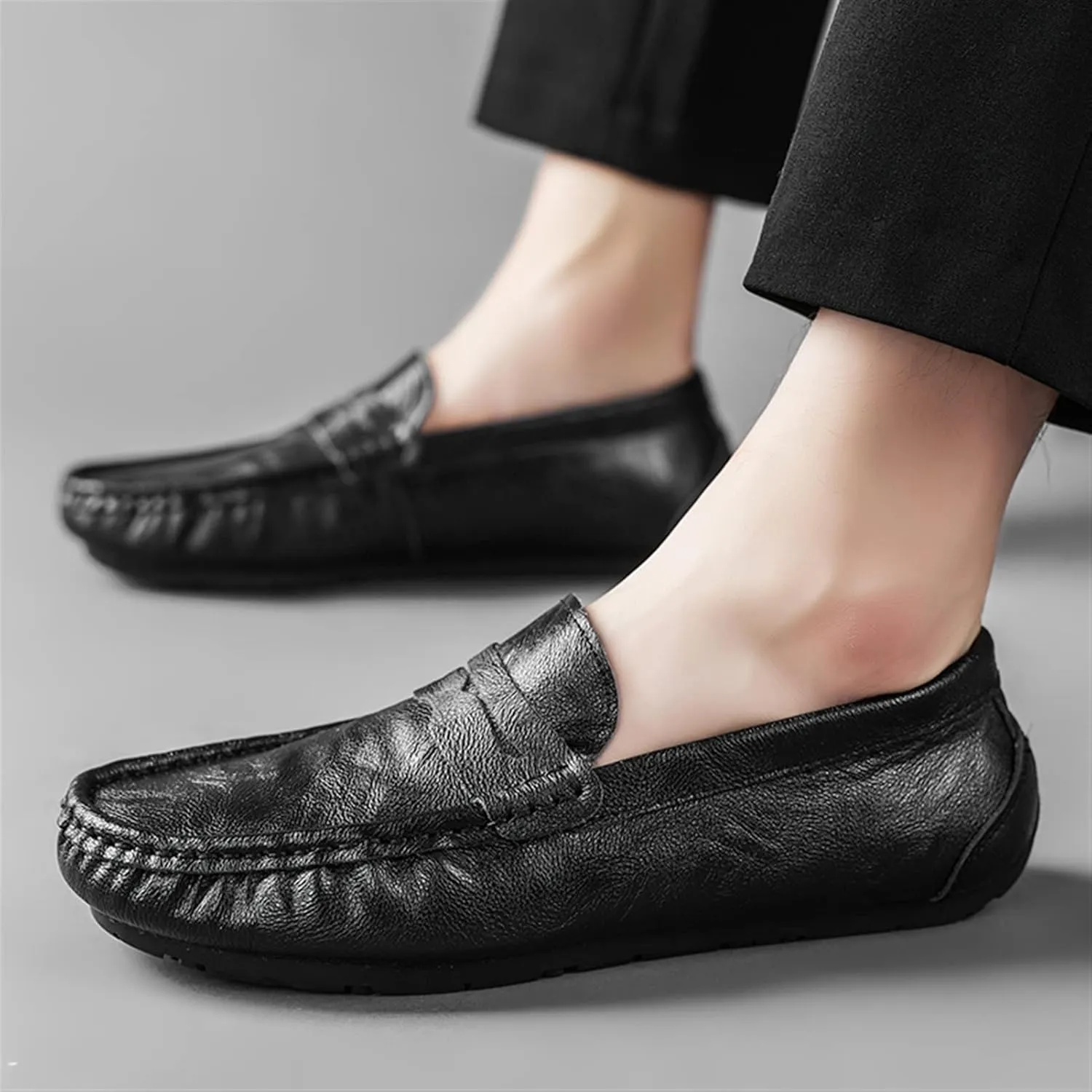 Men's Loafers Penny Loafer Genuine Leather Stitching Details Round Toe Flat Heel Comfortable Flexible Fashion Walking Slip-ons