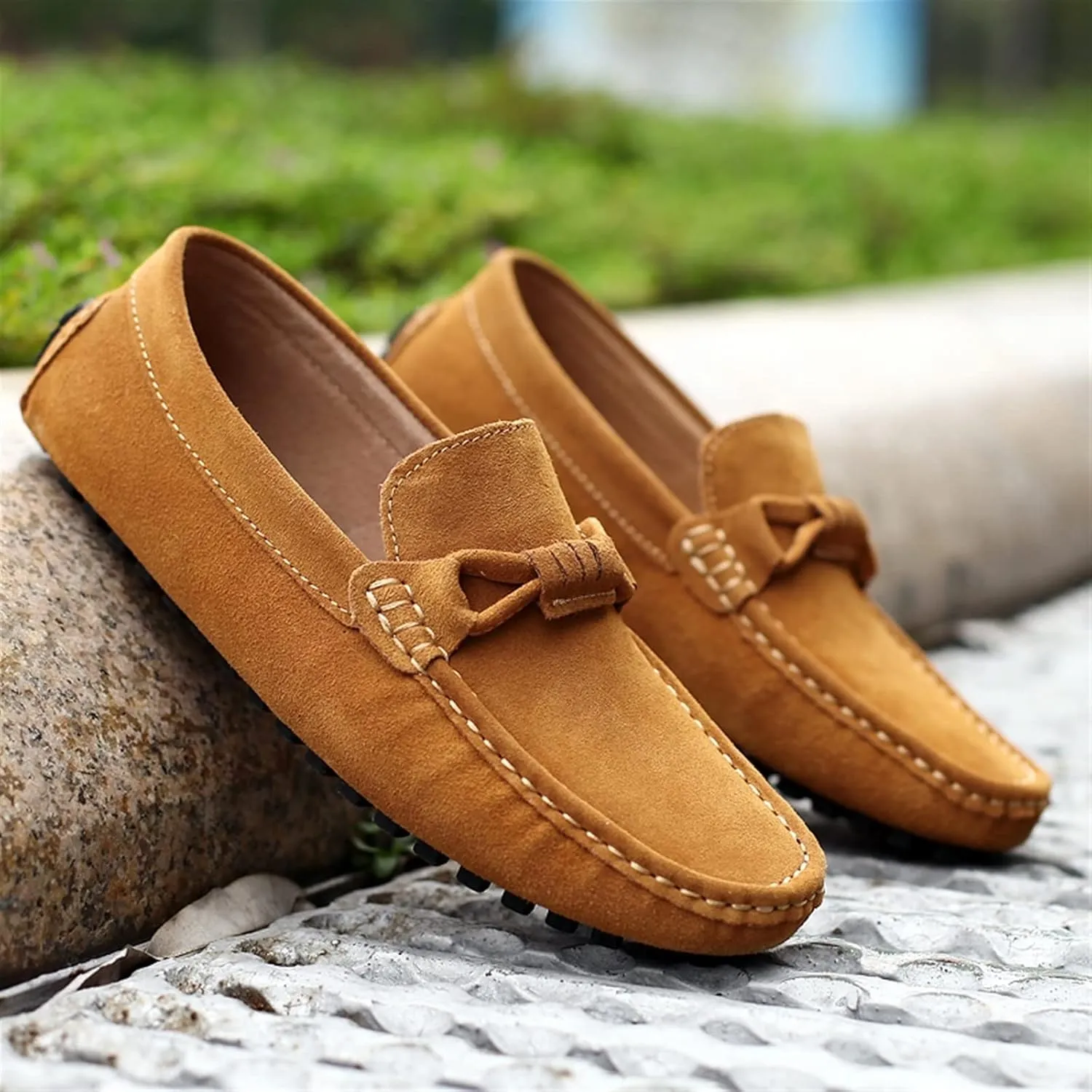 Mens Loafers Round Toe Driving Loafers Suede Vamp Comfortable Flat Heel Flexible Fashion Prom Slip-ons