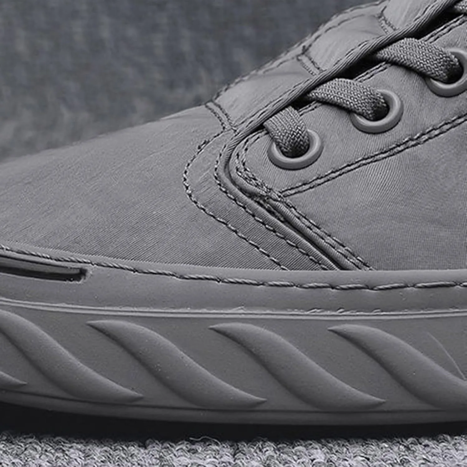 Men's Non Slip Tennis Sneakers Casual Sneaker Mesh Breathable Walking Shoe Men's Stylish Lightweight Sneakers