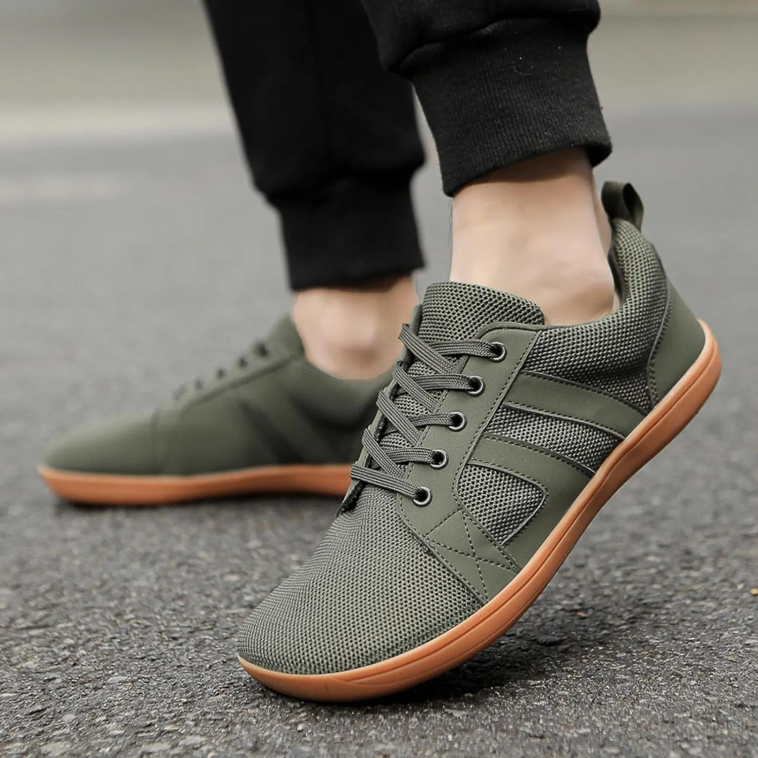 Men's Orthopedic Comfortable Slip-On Shoes Breathable and Light Outdoor Comfy Walking Shoe Breathable Work Shoes