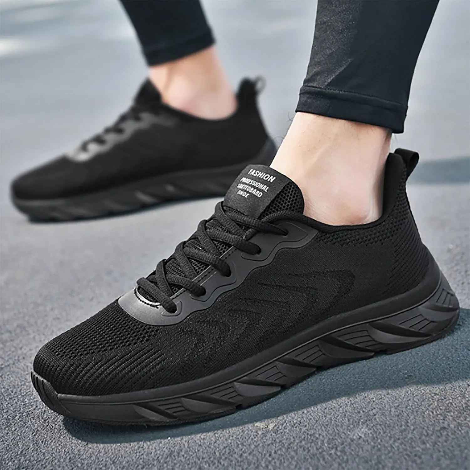 Mens Sport Shoes Lace-up Flat Heel Fashion Sneakers Loafers Solid Color Lightweight Round Toe Sneakers Soft Sole Casual Outdoor Walking Shoe for Men