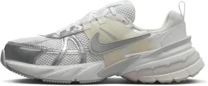 Nike Women's V2k Run Shoes