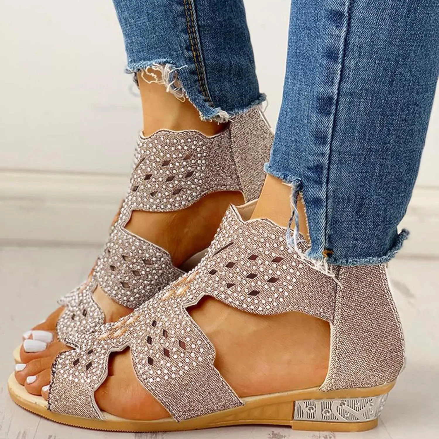 Sandals for Women Dressy Summer, Womens Sandals Comfy Platform Sandal Shoes Comfortable Summer Beach Travel Sandals