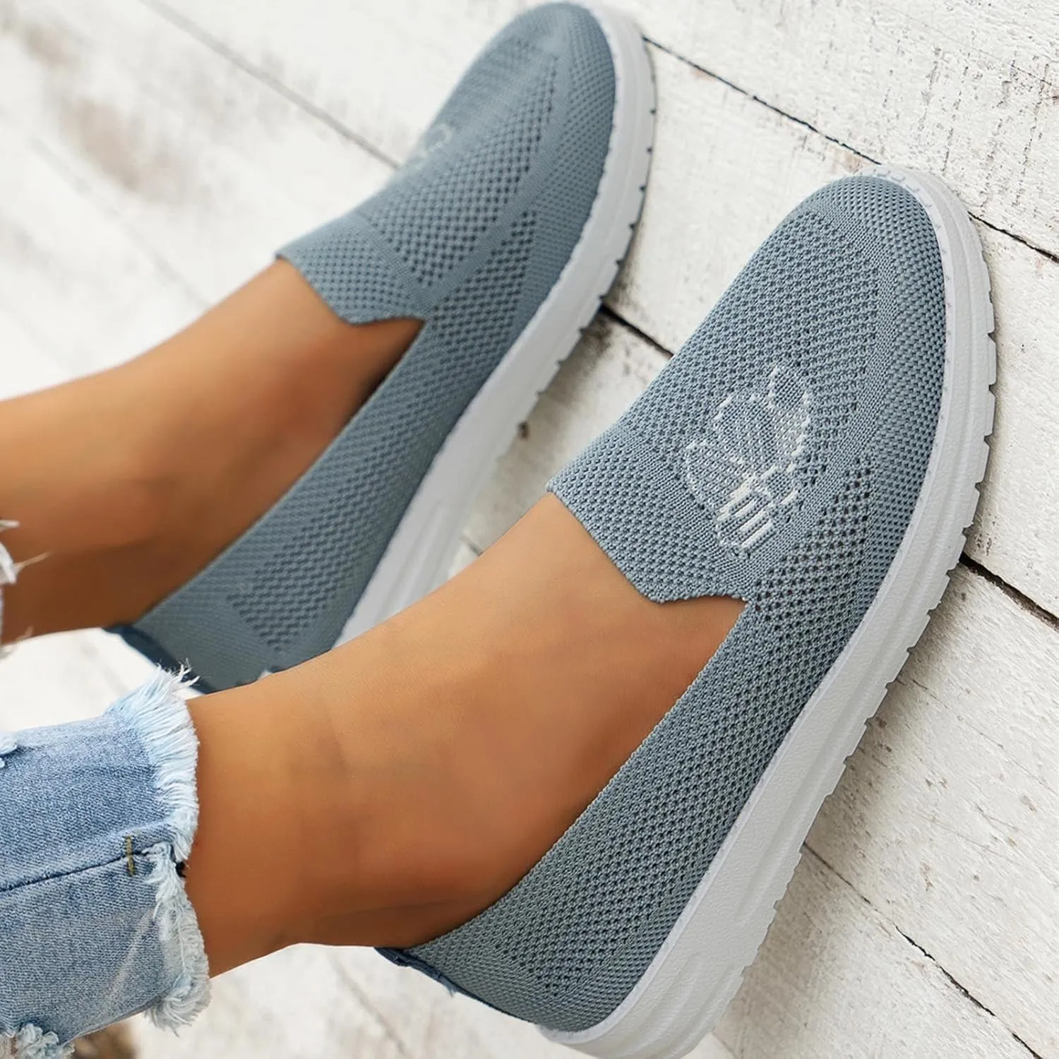 SBGMoSJ Walking Sneakers for Women 2023 Walking Shoes Women Wide Casual Shoes for Women Low Heels Comfortable Black Tennis Shoes for Women Comfortable Comfy Winter Dress Shoes for Women