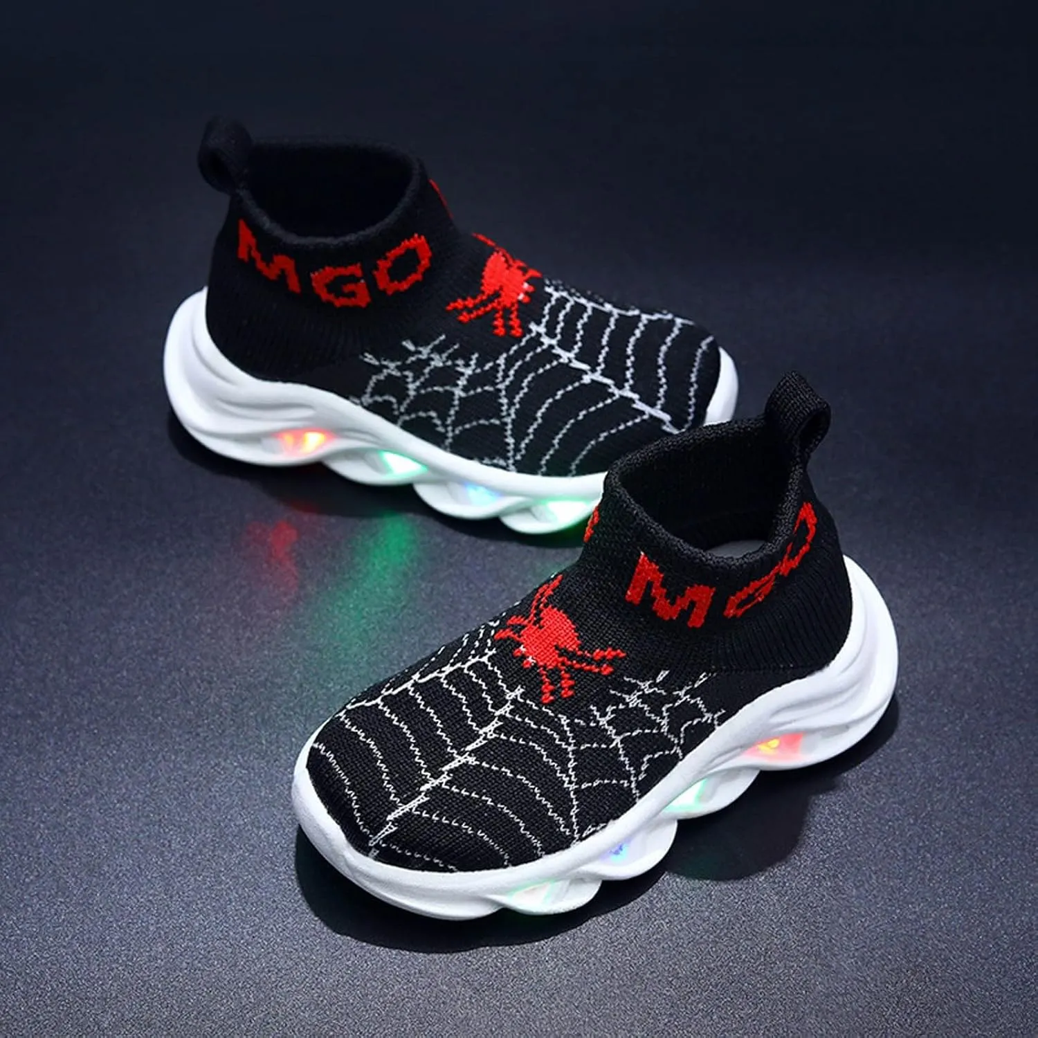 Toddler Boys Girls Light Up Shoes LED Lightweight Mesh Breathable Walking Sneakers Kids Fashion Boys Shoes Slip on