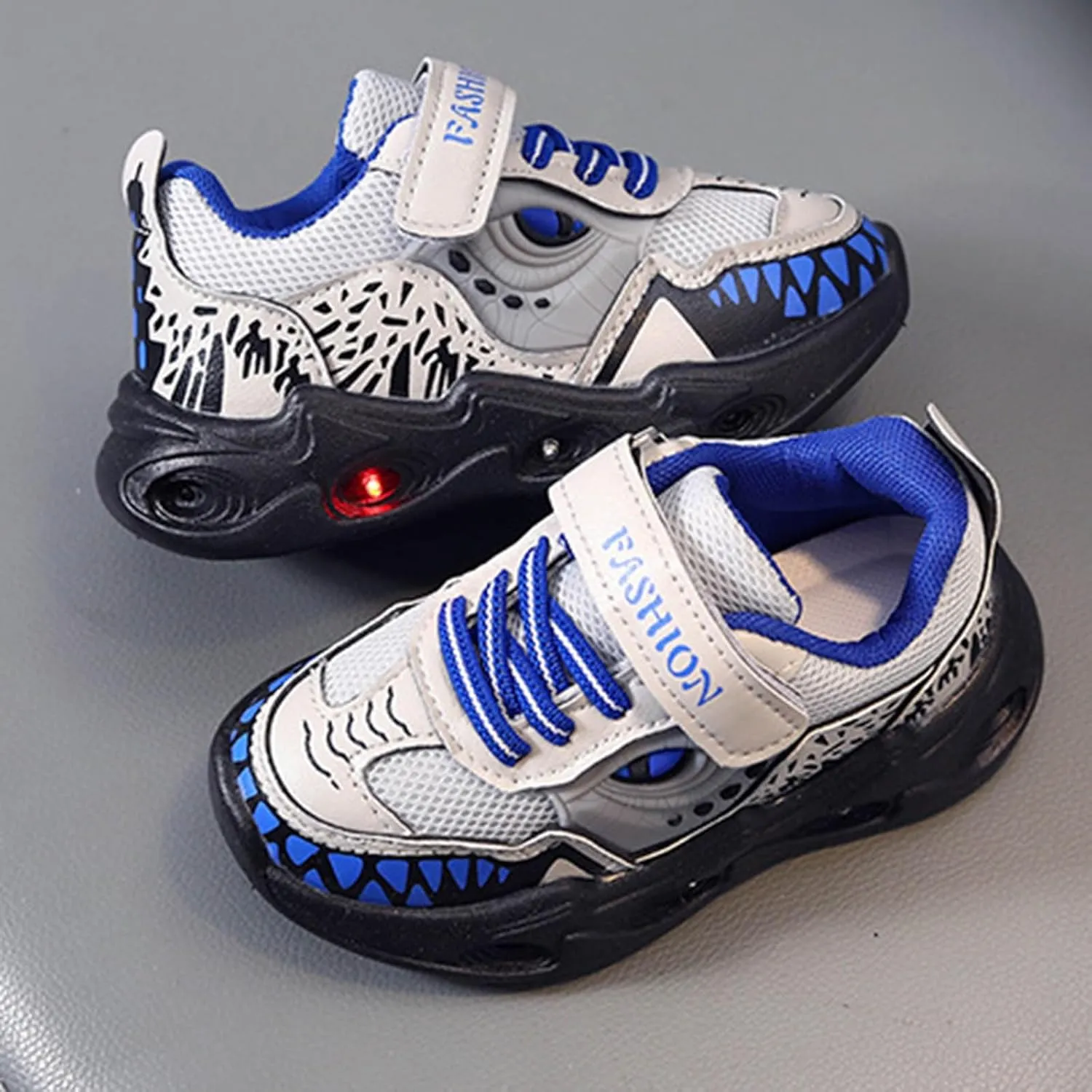 Toddler Boys Girls Light Up Shoes LED Lightweight Mesh Breathable Walking Sneakers Kids Fashion Little Kid Sneakers