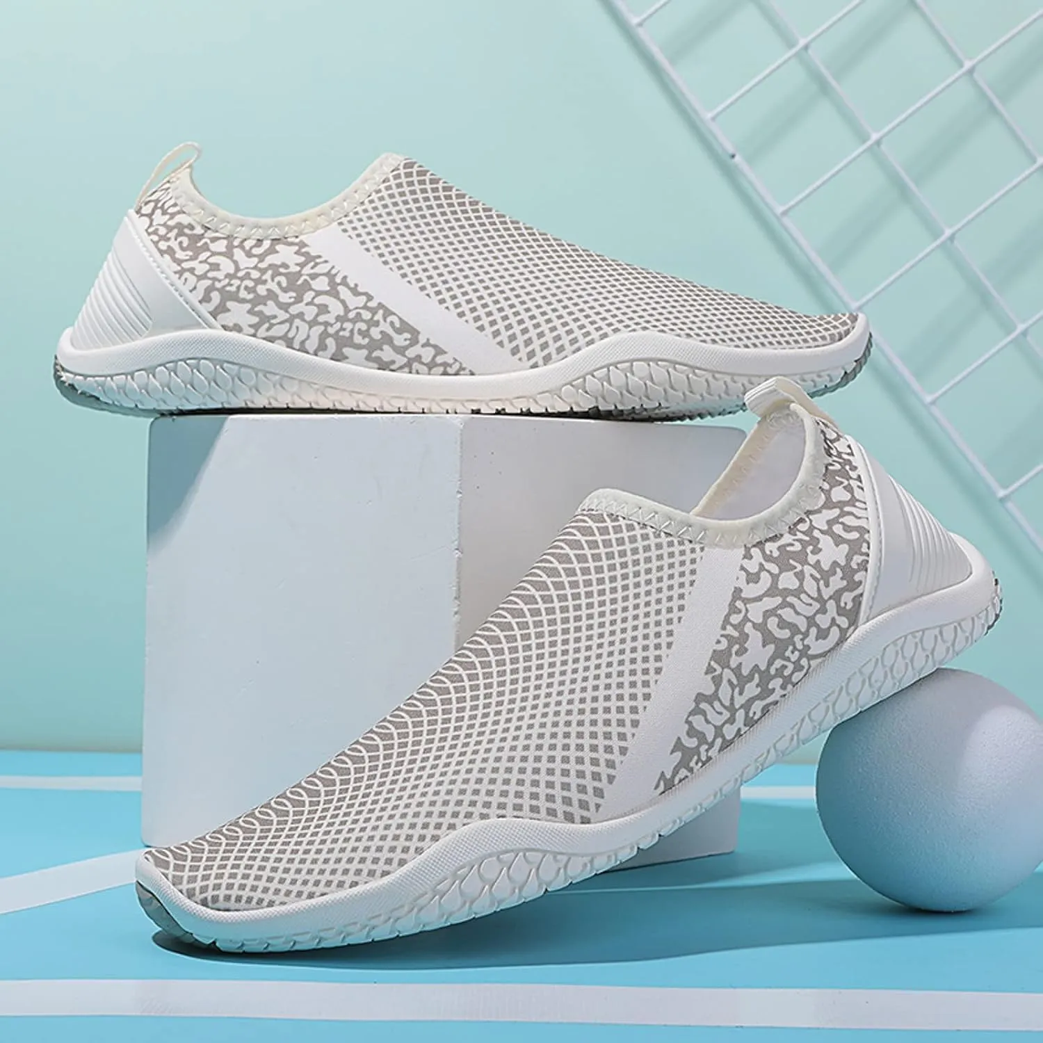 Water Shoes for Women Barefoot Aqua Yoga Socks Quick Dry Barefoot Water Shoes Womens Wide Width for Beach or Water Sports