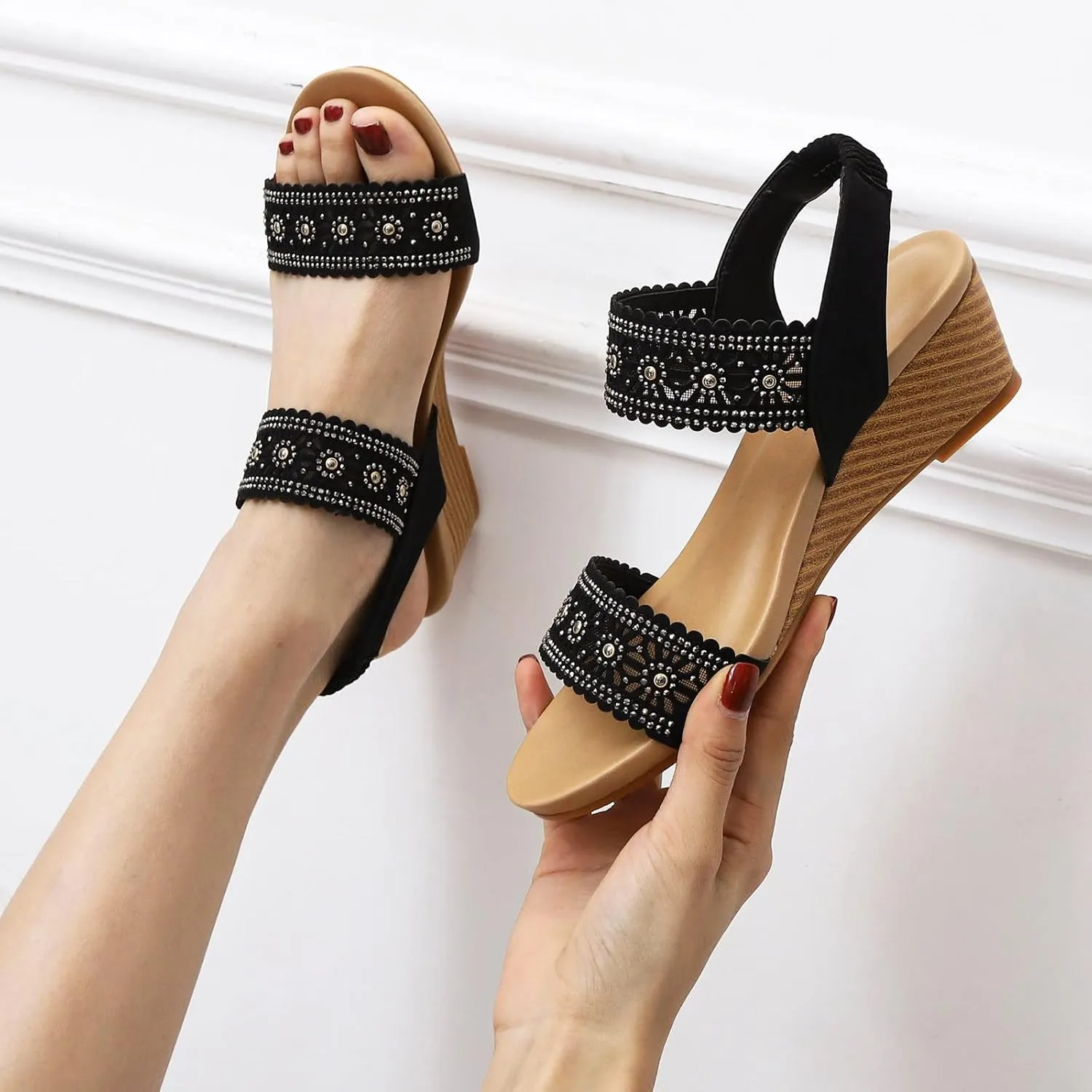 Wedge Sandals for Women Comfortable with Straps Flatform Design Lightweight Summer Sandals Arch Support 2025 Spring and Summer Vacation