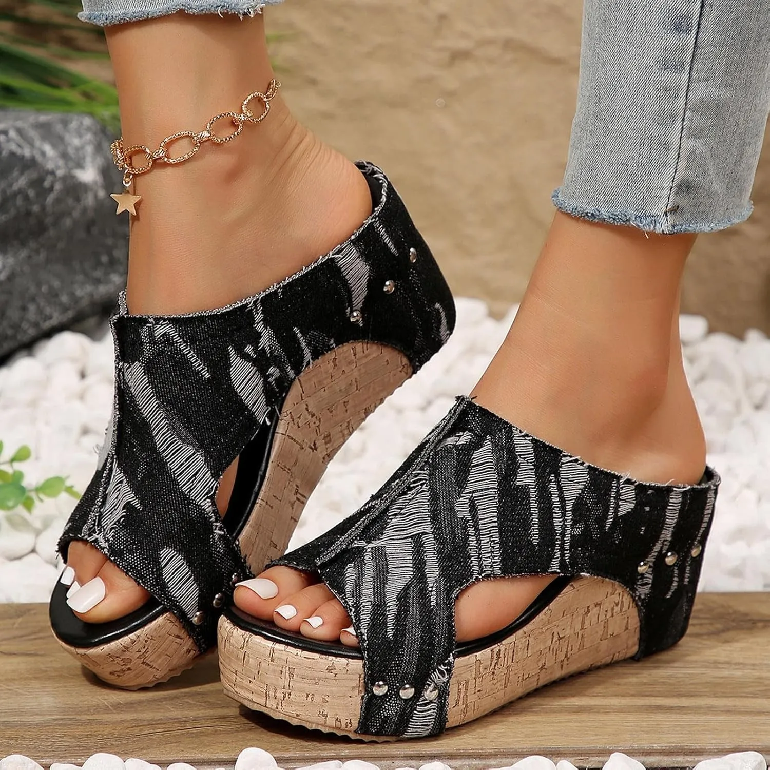 Women Beach Sandals Comfortable Slip On Platform Wedges Slippers Casual Fashion Dressy Beach Slides Shoes