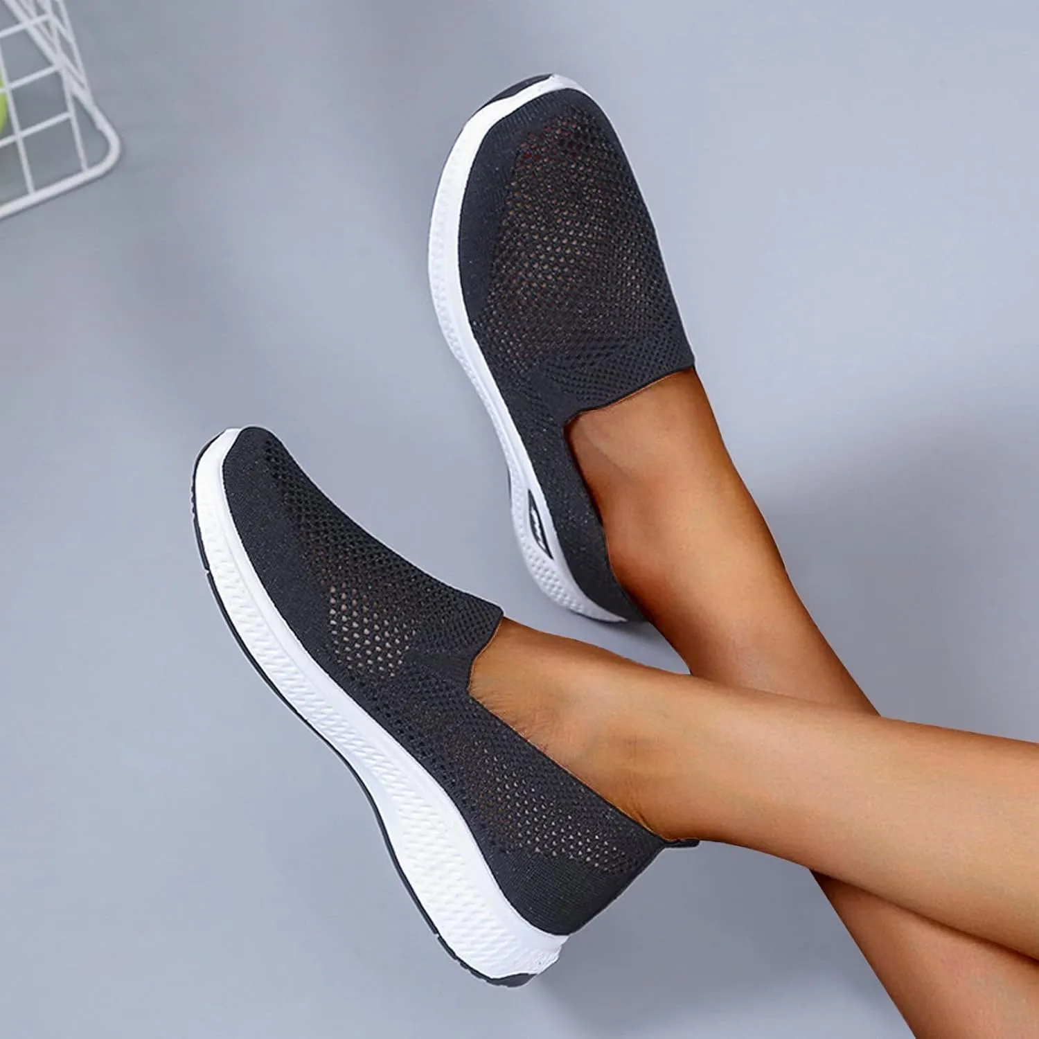 Women Breathable Slip On Sneakers Casual Walking Shoes Lightweight Canvas Comfortable Flats Non Slip Loafers