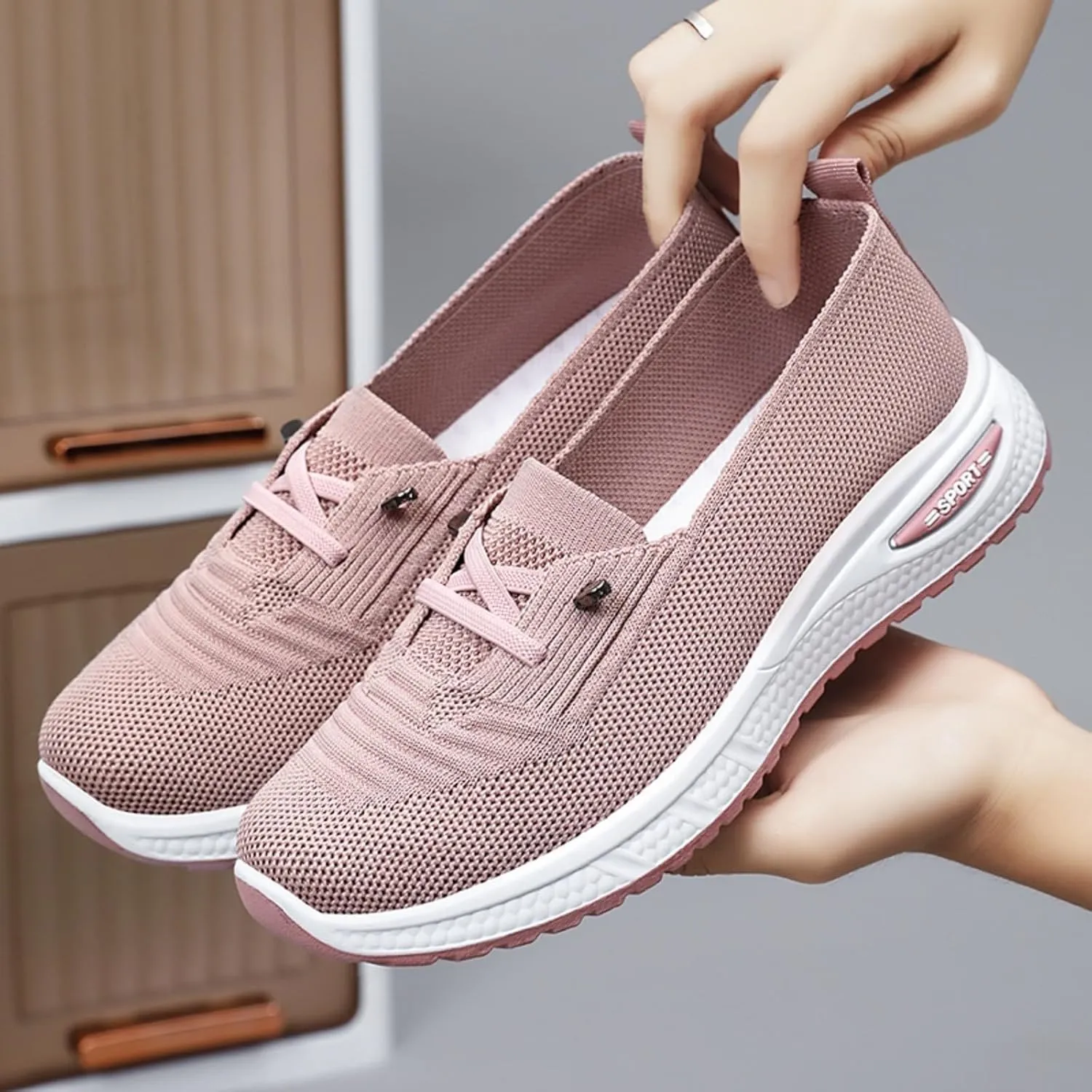 Women Orthopedic Walking Shoes Breathable Mesh Knitted Woven Low Top Walking Shoes Lightweight Wide Width Soft Sole Arch Support Non-Slip Shoe Slip On Comfortable Sneakers