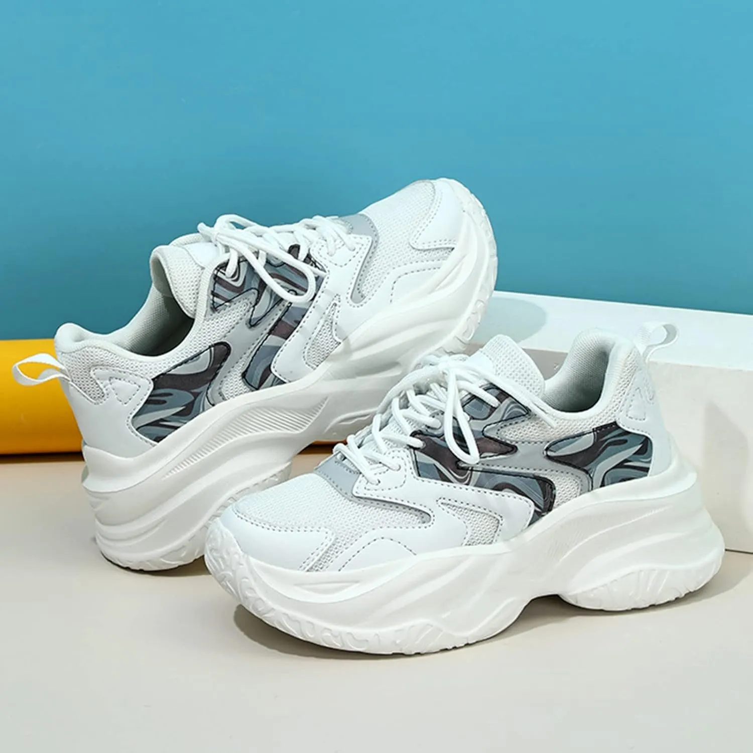 Women Slip On Walking Sneakers Casual Comfortable Shoes Lightweight Canvas Flats Non Slip Breathable Loafers
