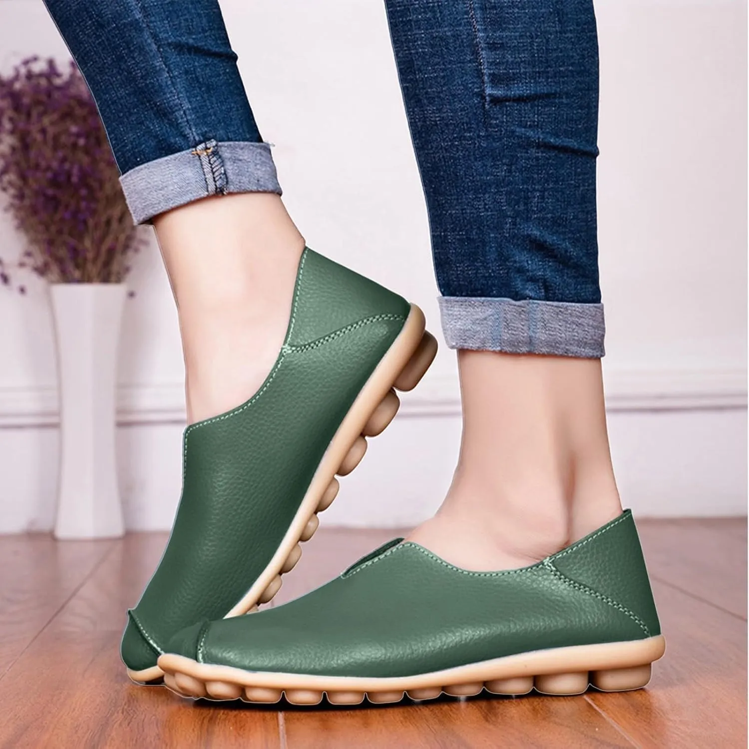 Womens Comfortable Loafers Round Toe Moccasins Driving Slip On Flat Shoes Casual Dressy Comfort Walking Boat Shoe