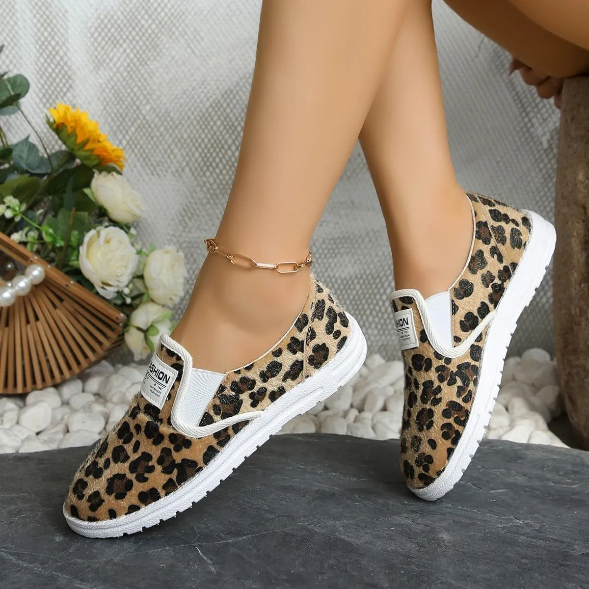Women's Cow Print Shoes Canvas Moccasin Boat Shoes Loafers Slip On Breathable Lightweight Comfortable Sneakers