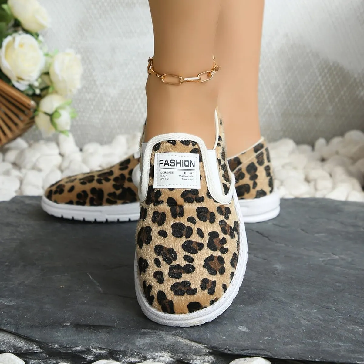 Women's Cow Print Shoes Canvas Moccasin Boat Shoes Loafers Slip On Breathable Lightweight Comfortable Sneakers