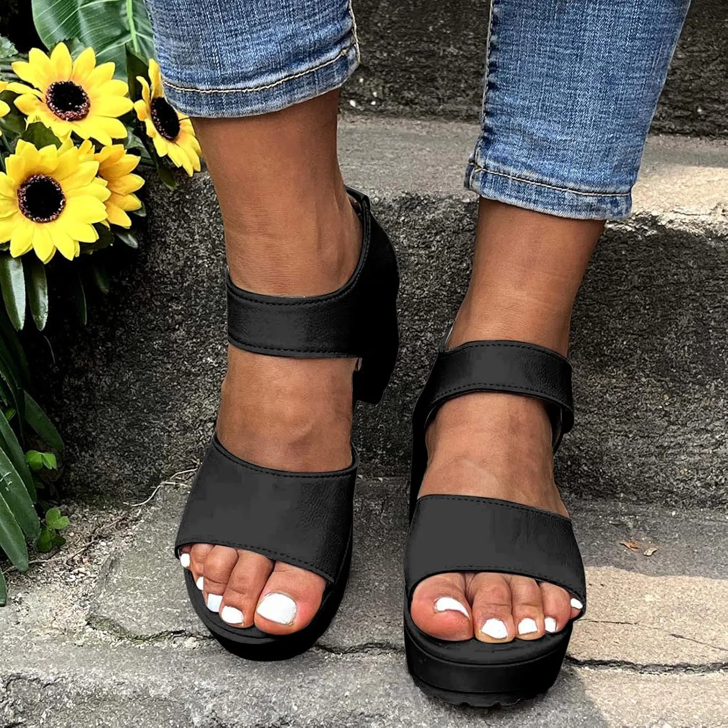 Womens Open Toe Lug Sole Block Heel Sandals with Adjustable Ankle Strap Summer Platform Chunky Heel Sandals