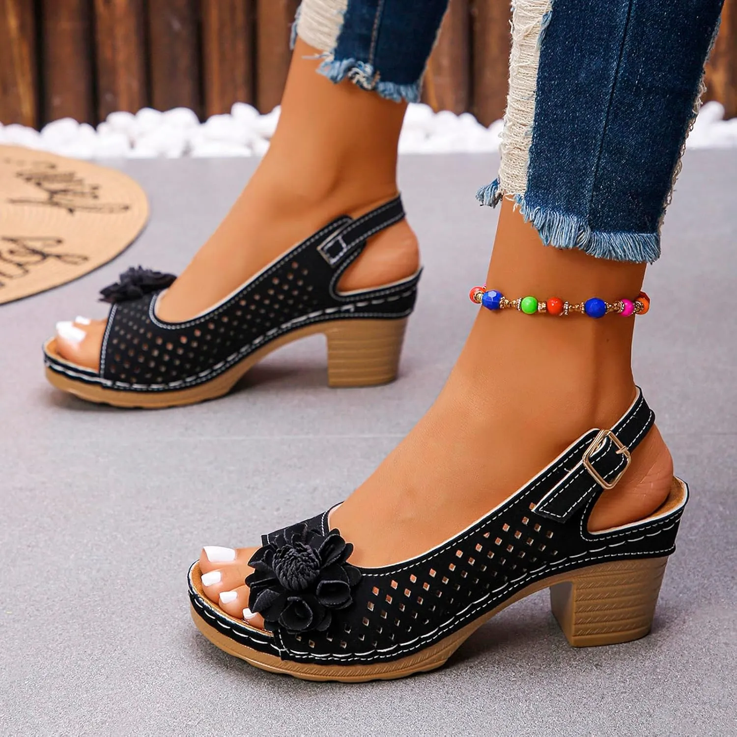 Women's Sandals Summer Open Toe Ankle Buckle Heel Cut Out Vamp Peep Toe Sandals Slingback Casual Solid Color Hollow Out Floral Sandal Dressy Wedding Dance Shoes 2025