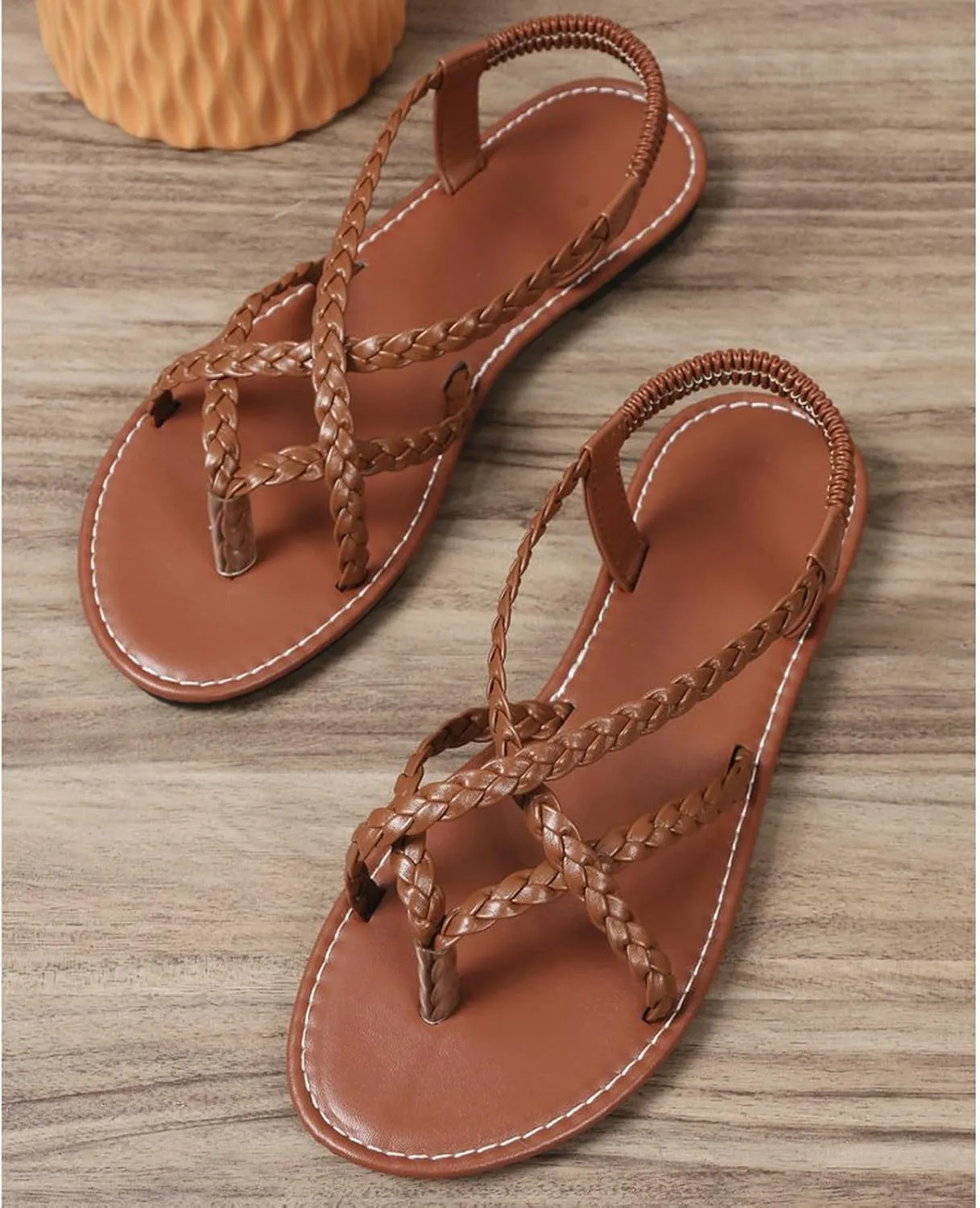 Womens Strappy Flat Sandals Summer Dressy Comfort Clip Toe Beach Flats Rope Weaving Strap Bohemian Sandal 2025 New