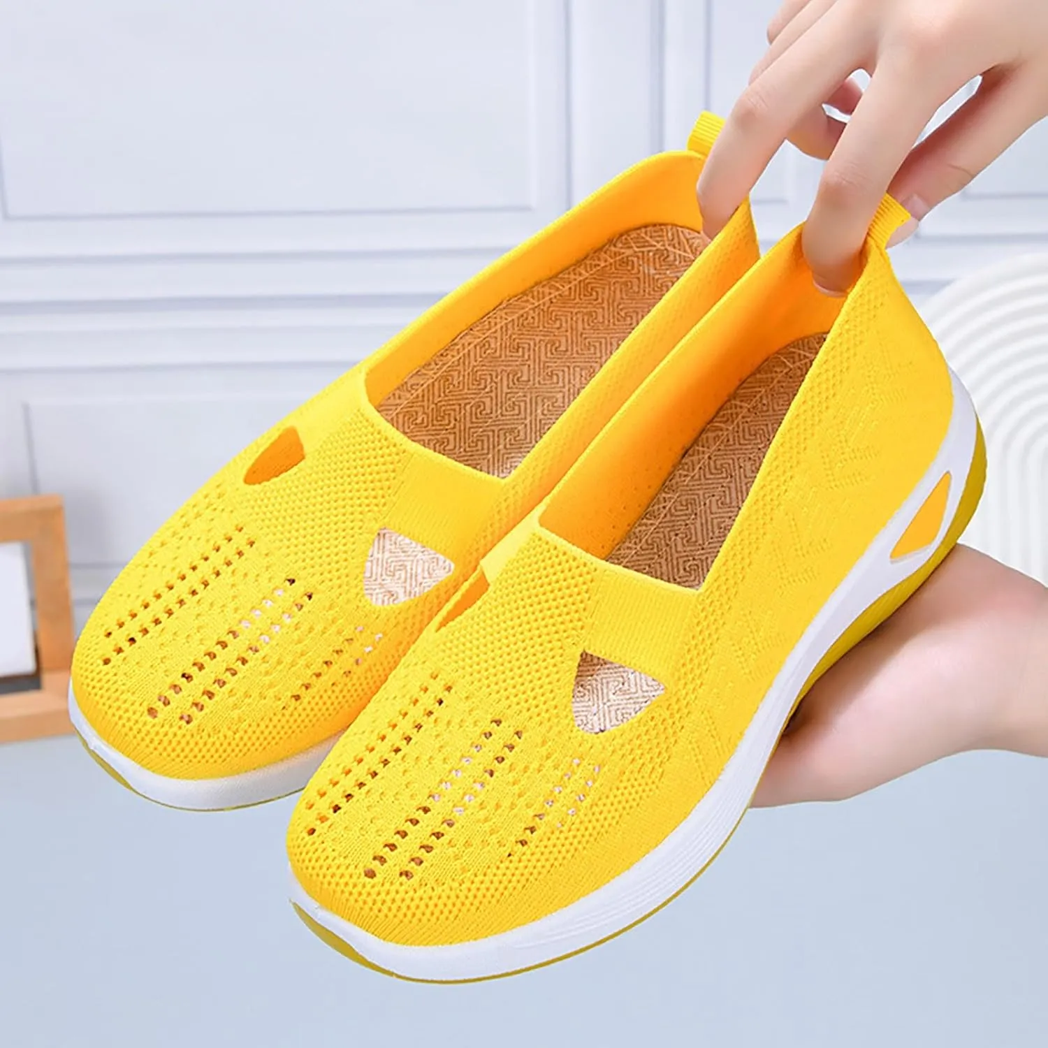 Women's Woven Orthopedic Breathable Soft Shoes Fashion Lightweight Go Walk Shoes for Women Mesh Breathable Hands Free Slip in Sneakers with Arch Support